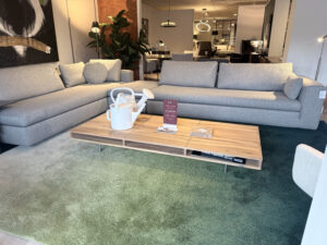 Vilaz Design on Stock showroommodel