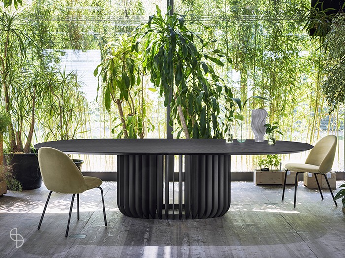 miniforms juice eetkamertafel zwart ovaal